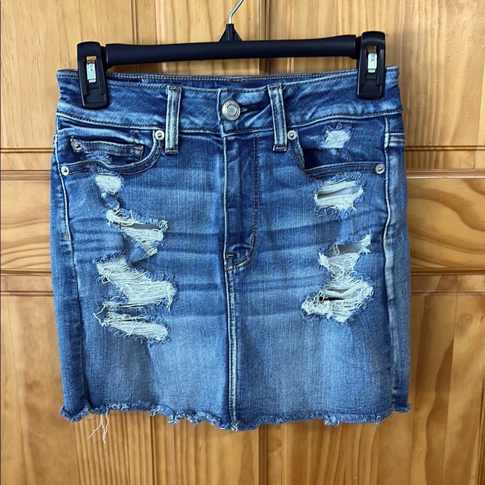 American Eagle denim mini skirt. Sz 2